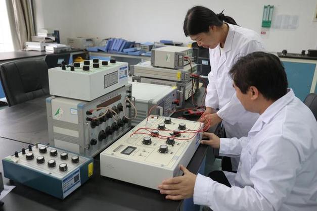 技术赋能精准服务 东营市工业产品检验与计量检定中心助力工业经济高质量发展